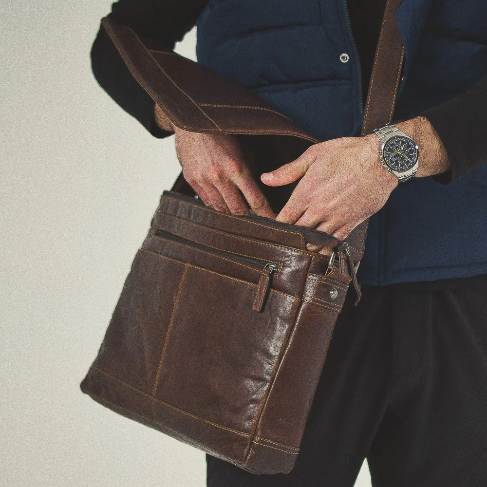 Full-Size Messenger Bag #7315 - Image 18